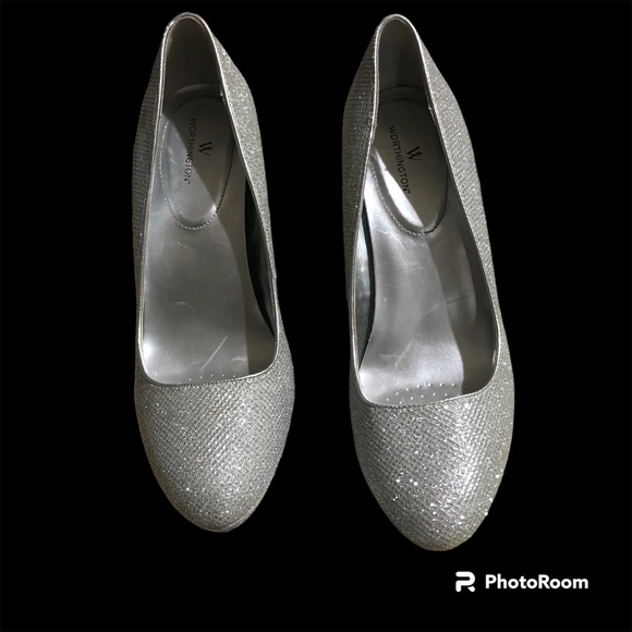 GLITTERY SILVER PUMPS  “Hula” Worthington Wedding, Party, Prom - Picture 1 of 8